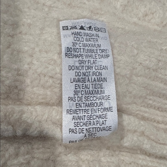 Aran Mor Ireland Cable Knit Cardigan 100% Merino Wool - Picture 7 of 8